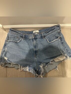 Abercrombie & Fitch Light Demin Short